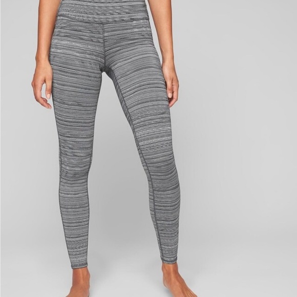 Athleta High Rise Jacquard Chaturanga Black White Pattern Leggings Size Small - Picture 4 of 5